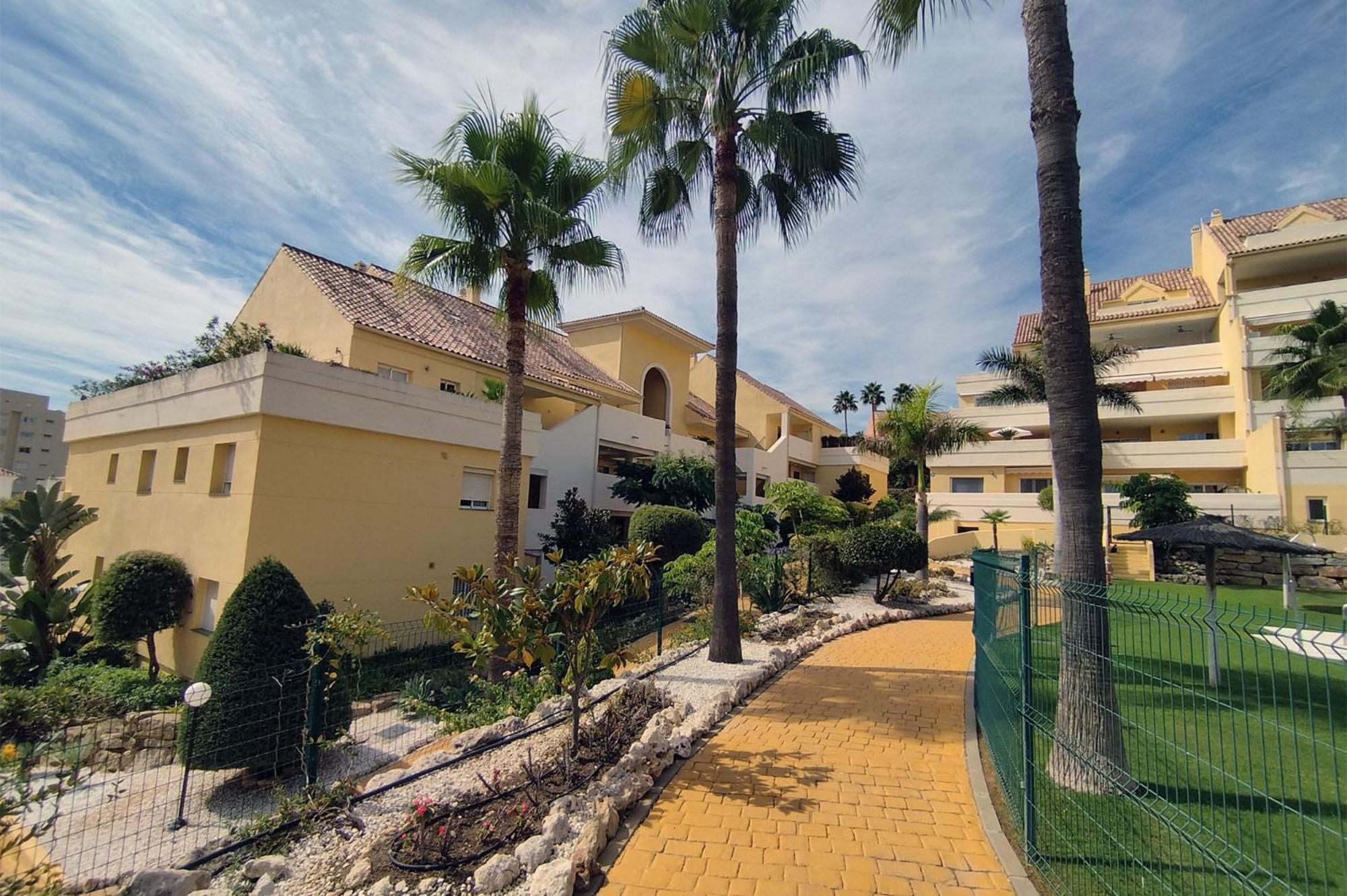 Puertosol 2 Daire Estepona Dış mekan fotoğraf