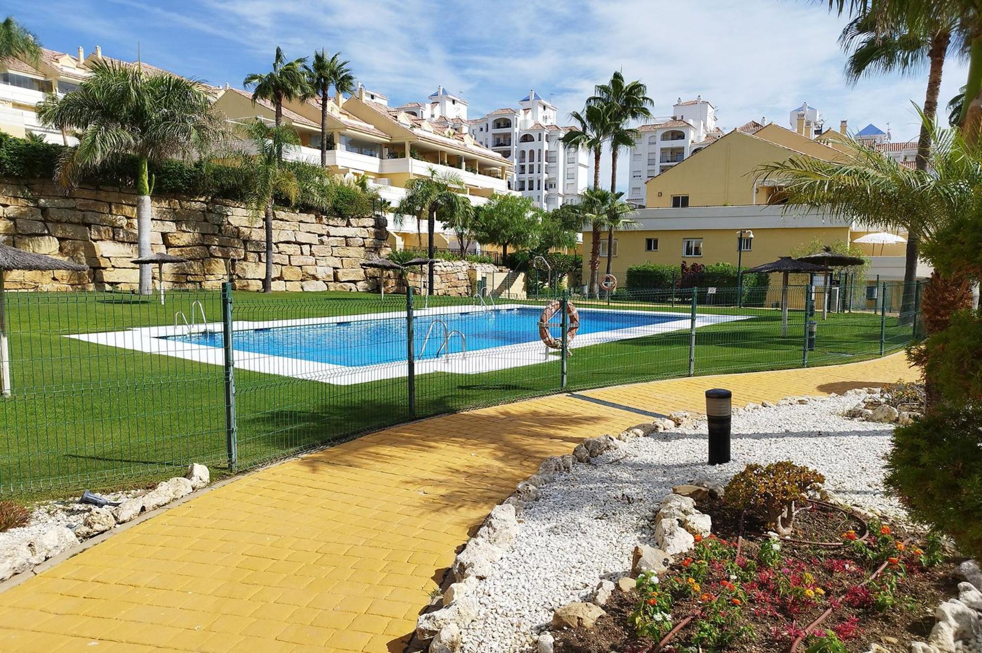 Puertosol 2 Daire Estepona Dış mekan fotoğraf