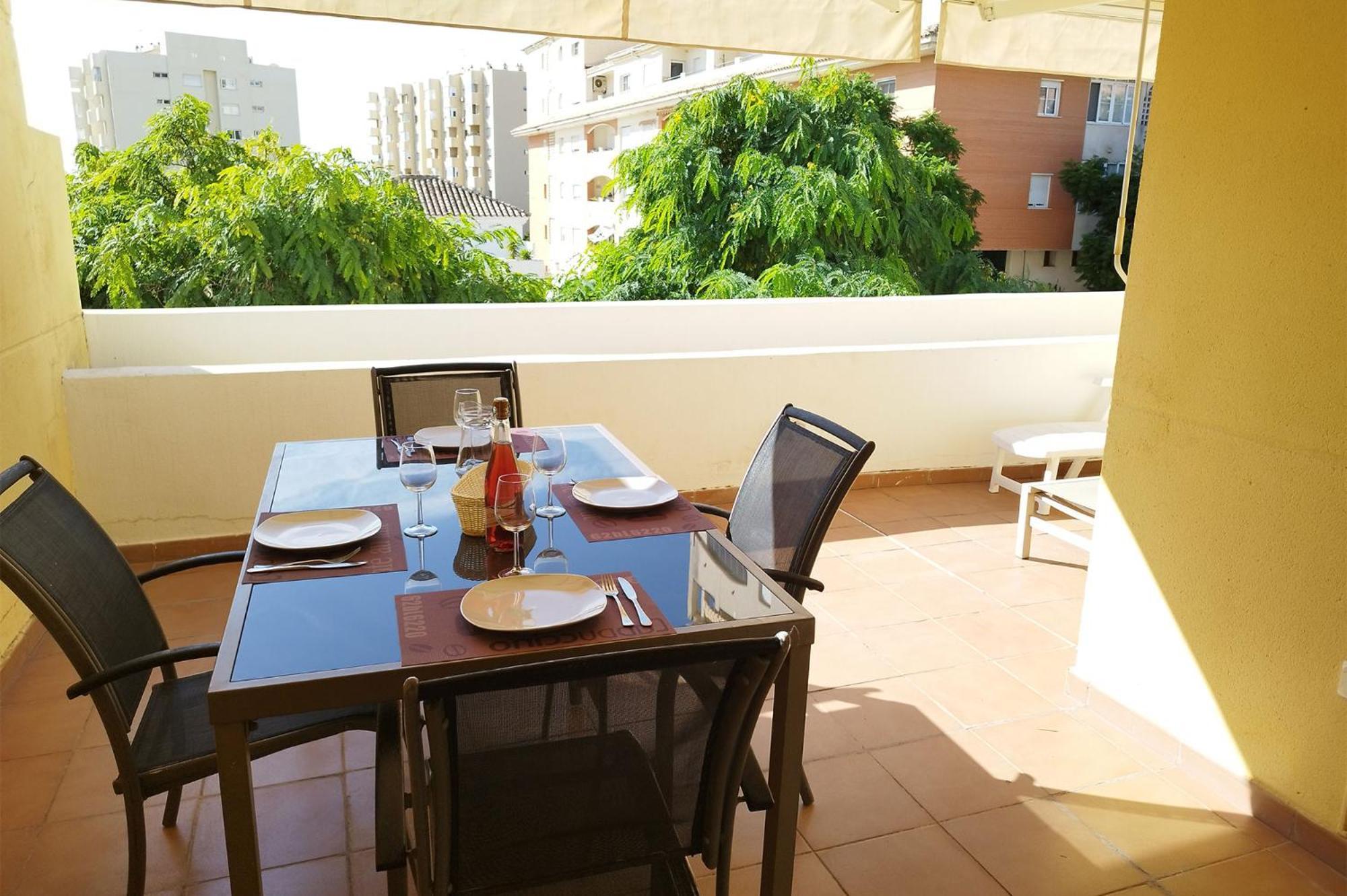 Puertosol 2 Daire Estepona Dış mekan fotoğraf