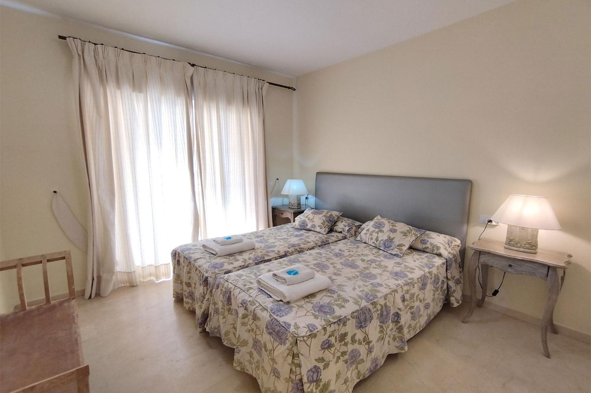 Puertosol 2 Daire Estepona Dış mekan fotoğraf