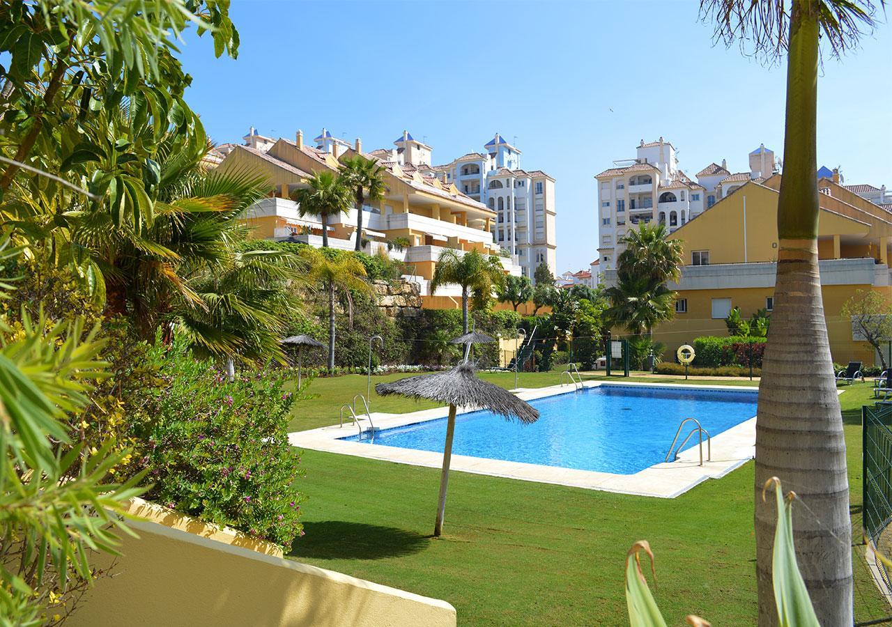 Puertosol 2 Daire Estepona Dış mekan fotoğraf